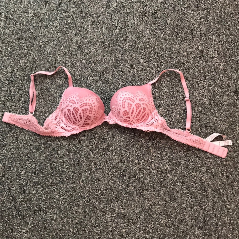 Victoria Secret Pink Lace Push Up 32A